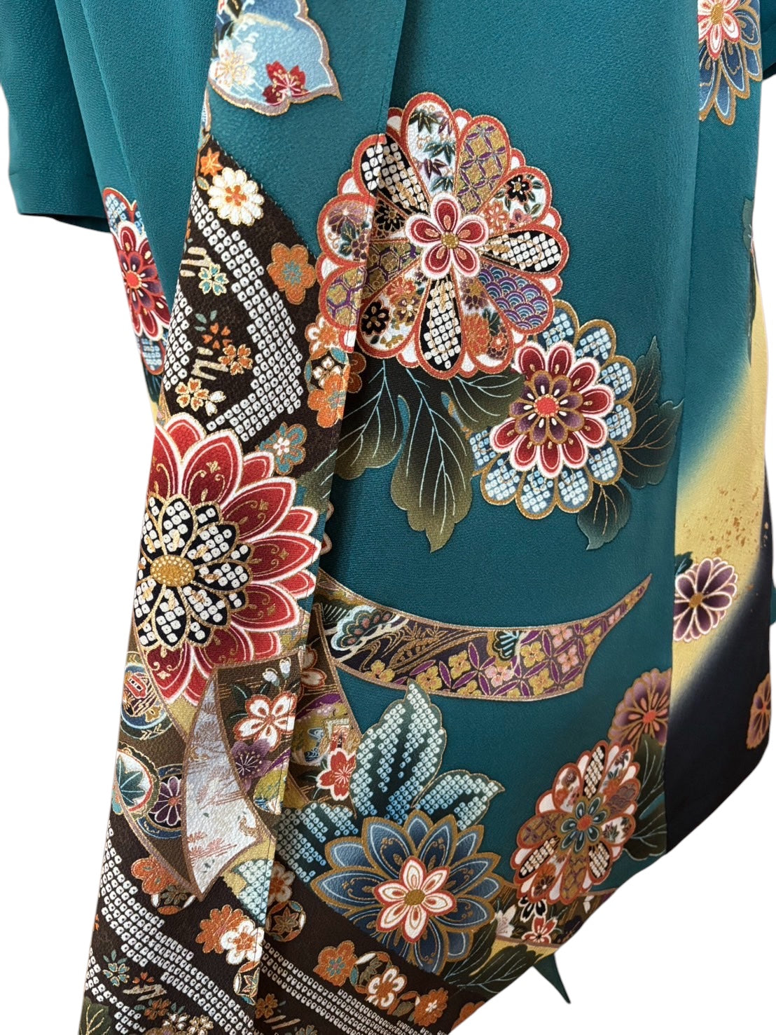 【有職文様の菊花と鬘帯】緑の振袖リメイクドレスコート
